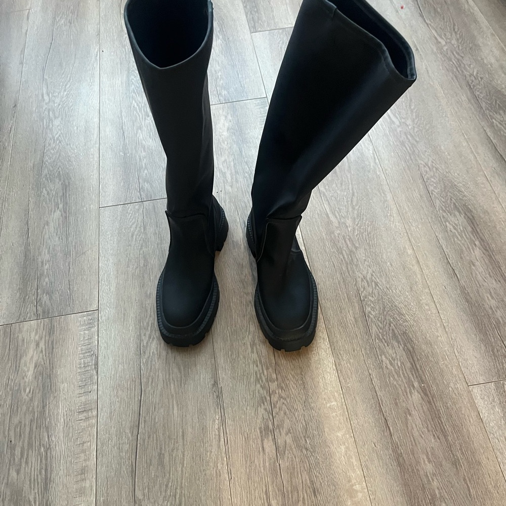 Size 9 Zara black boots - waterproof boots. Brand new, never worn.